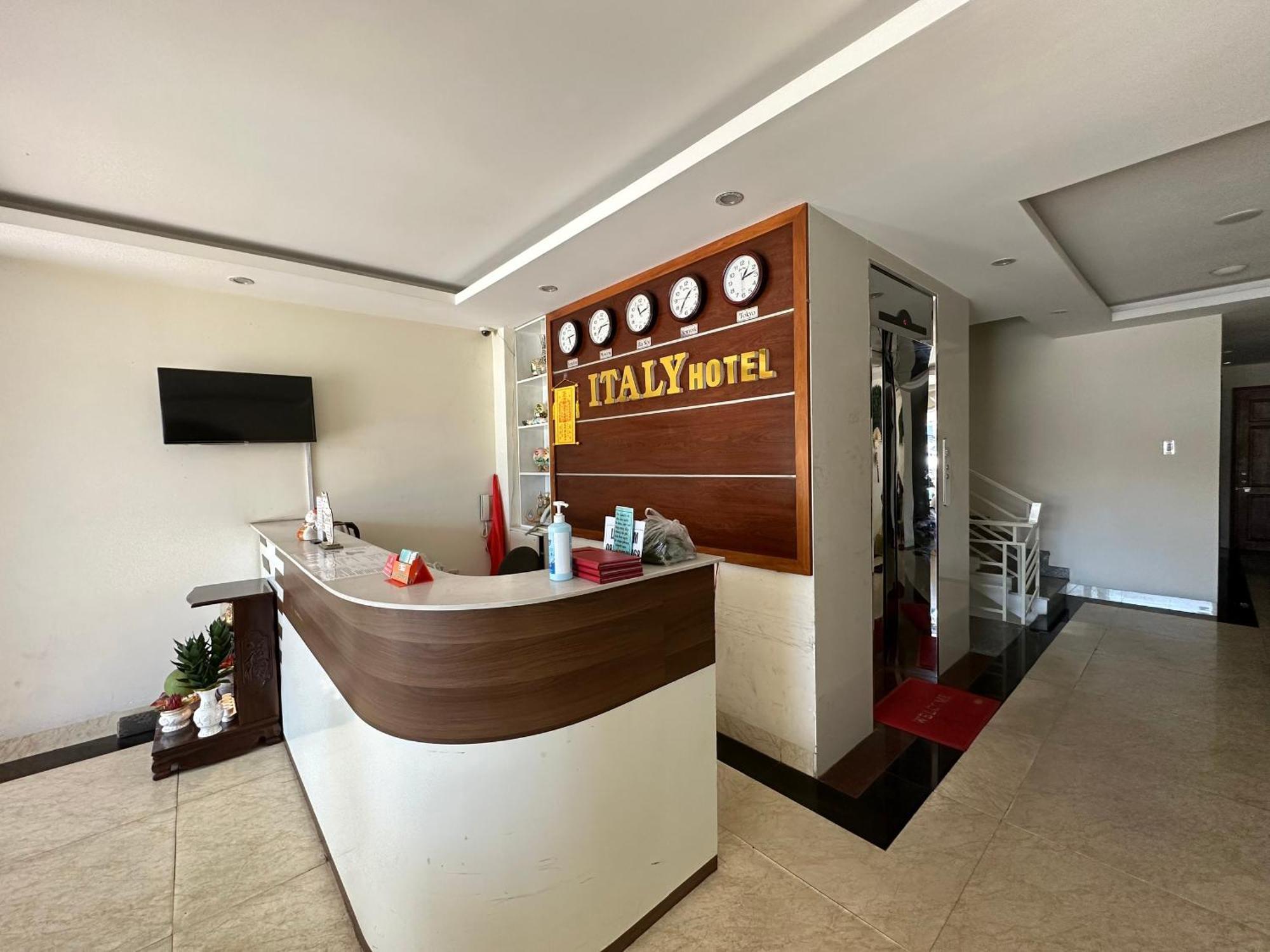 Italy Hotel Nha Trang Esterno foto